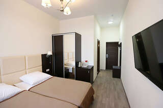 Гостиница Бештау Железноводск Двухместный номер с 1 кроватью или 2 отдельными кроватями-2