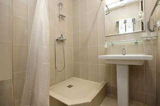 Гостиница Бештау Железноводск Двухместный номер с 1 кроватью или 2 отдельными кроватями-3